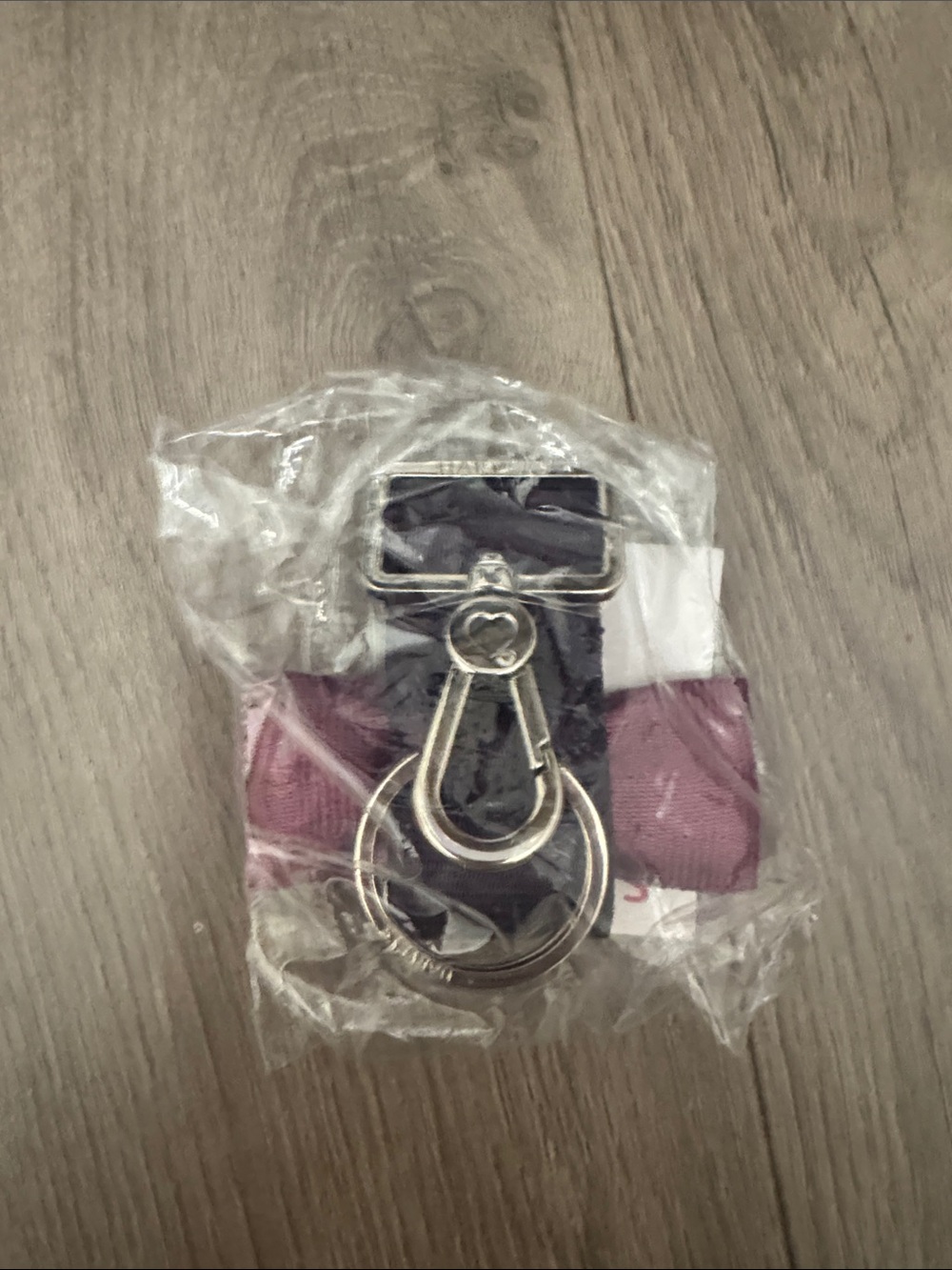 Harvey’s bow key chain “Twilight”